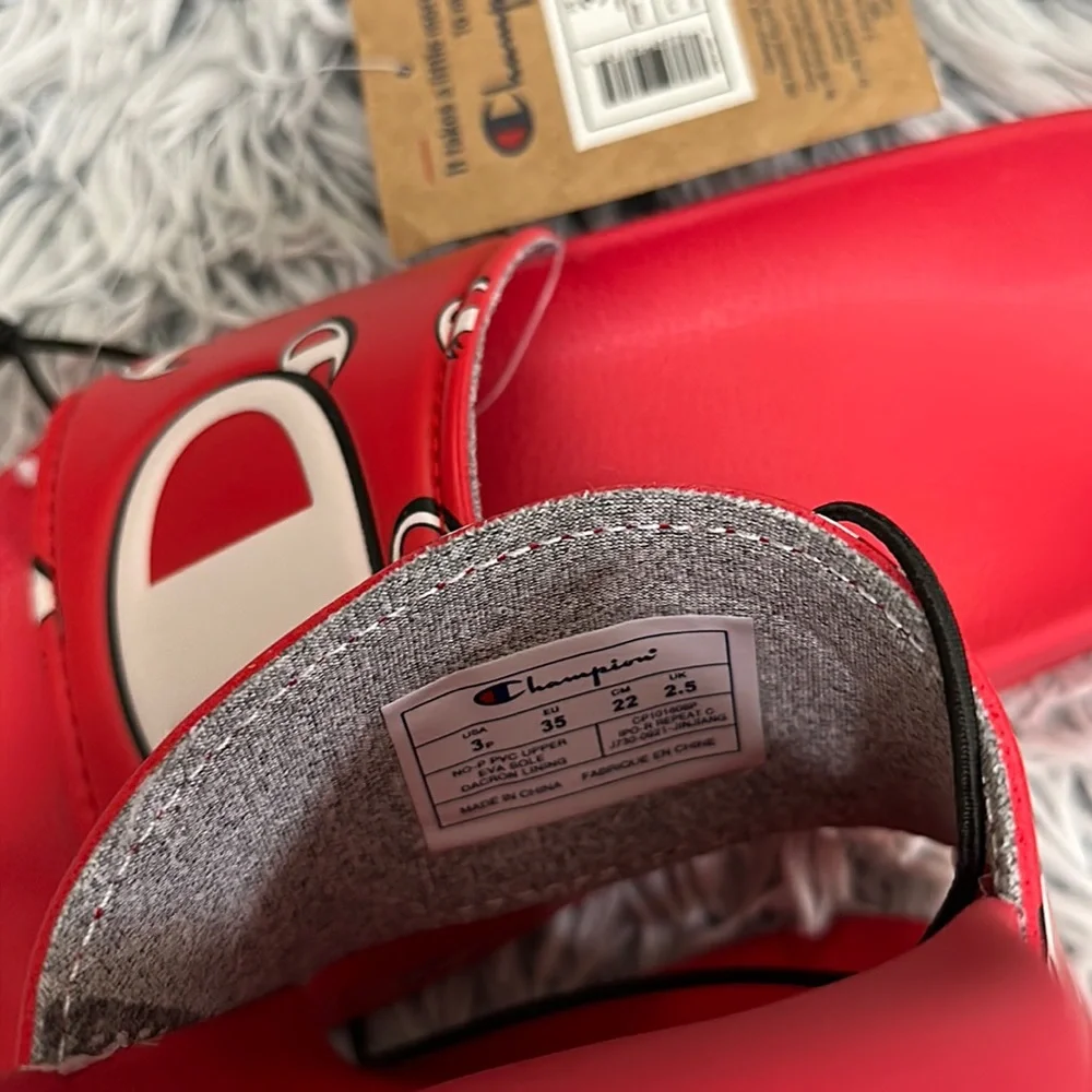 ✨Host Pick✨ Champion Slides NWT